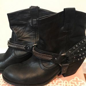 Gianni Bono Saddle Boots